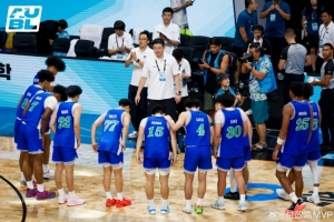 大乐透开奖结果-半决赛不敌清华男篮 白鸥大学球员赛后走到清华替补席鞠躬致敬