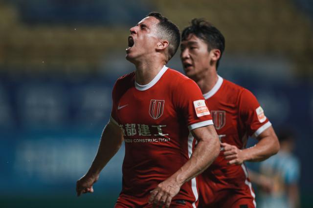 【中超】罗慕洛世界波桂宏建功 广州城1比2成都蓉城